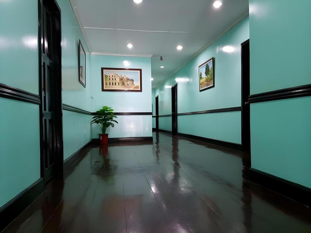 Vest Grand Suites Panglao Exterior photo